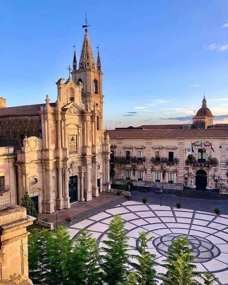 Le 2 Volte Casa Vacanza Acireale Luaran gambar